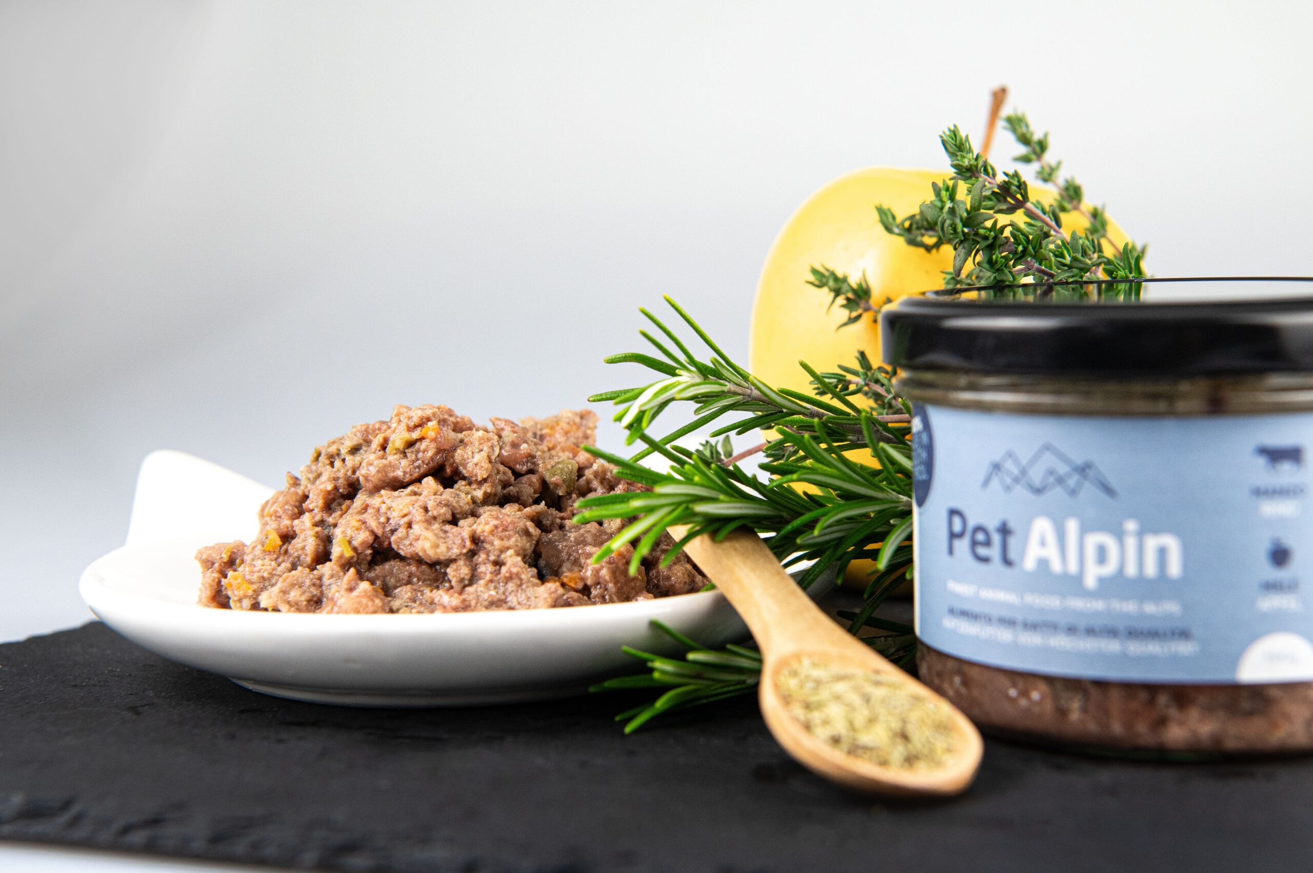 Ragout with beef and apples - Image 5